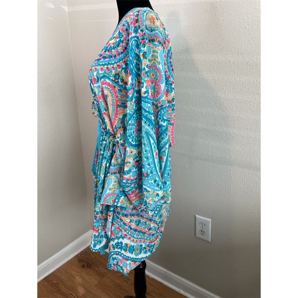 Umgee Paisley Kimono - Picture 2 of 4